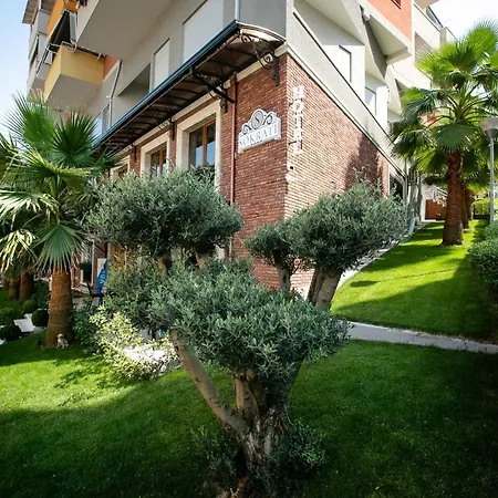 Ξενοδοχείο Sokrati 4*