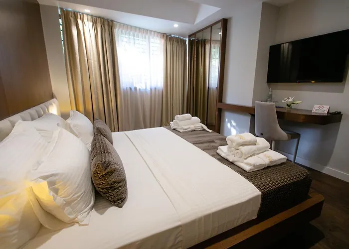 Ξενοδοχείο Sokrati 4*